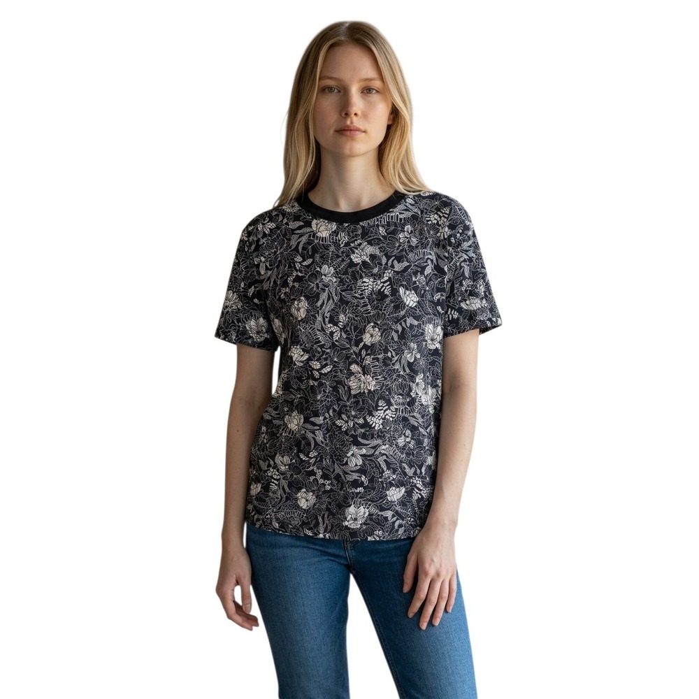 Lululemon Women size Medium All Yours Short Sleeve Vitasea Athleisure Active Tee